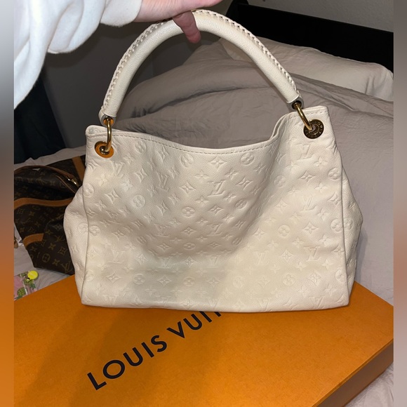 Louis Vuitton Handbags - Authentic Artsy MM Empriente neige